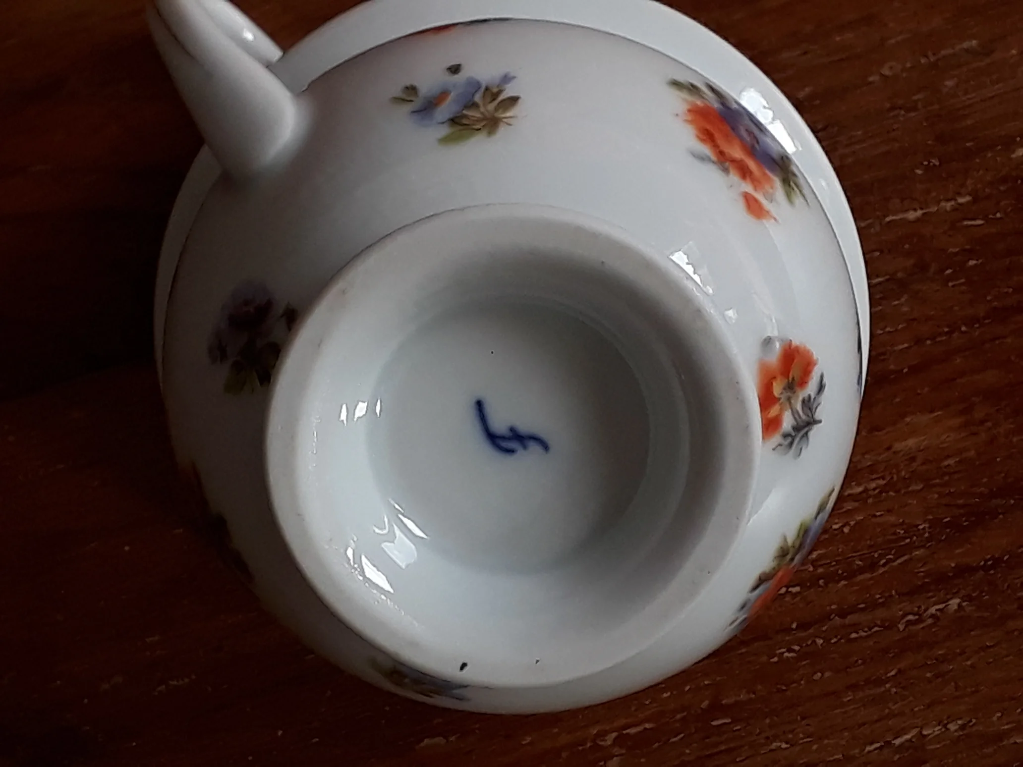 Fürstenberg Tasse innen.jpg