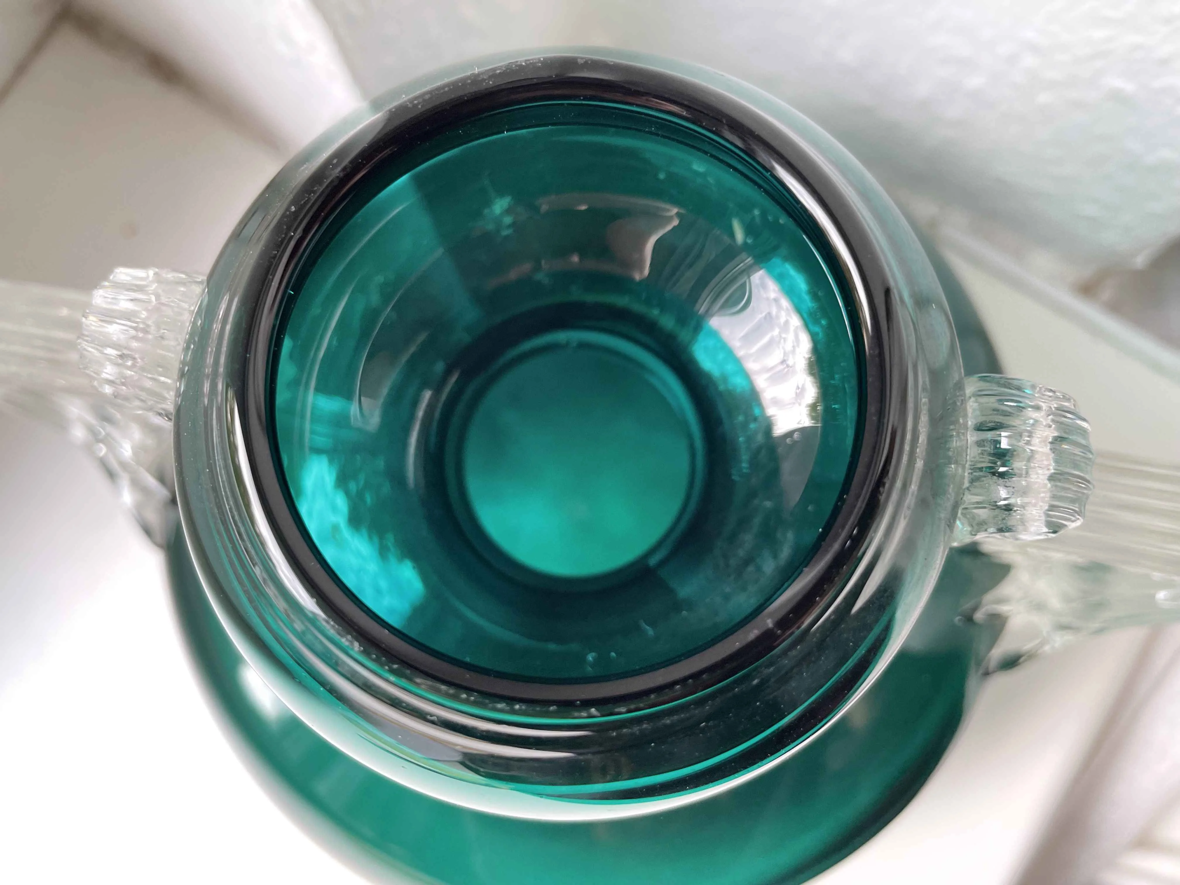 Vase_dunkelgruen_08.jpg