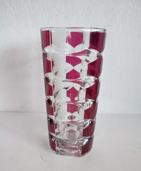 Blockvase mit Rubinglas 3.jpg