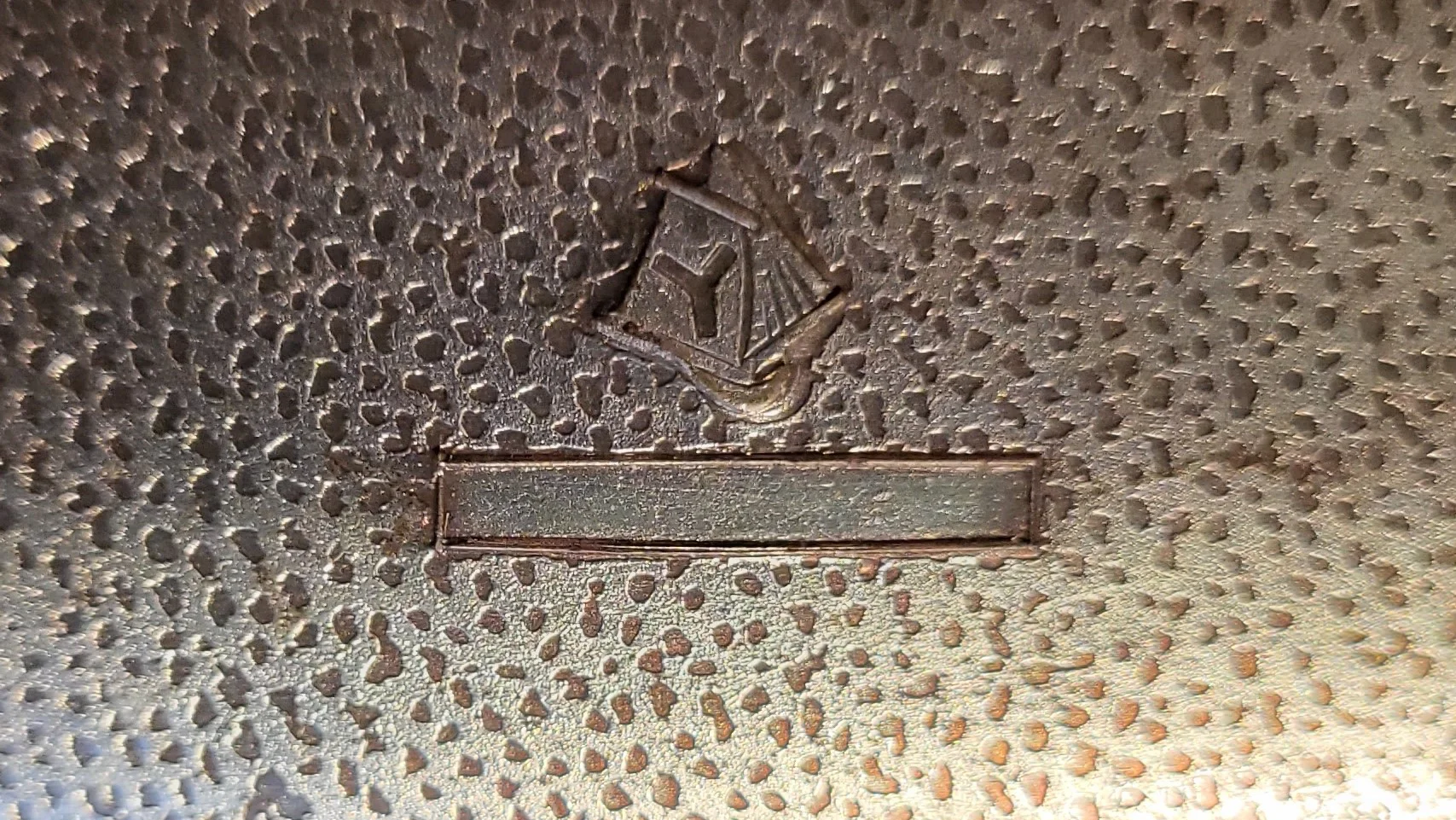 Kästchen_Punze_Detail.jpg