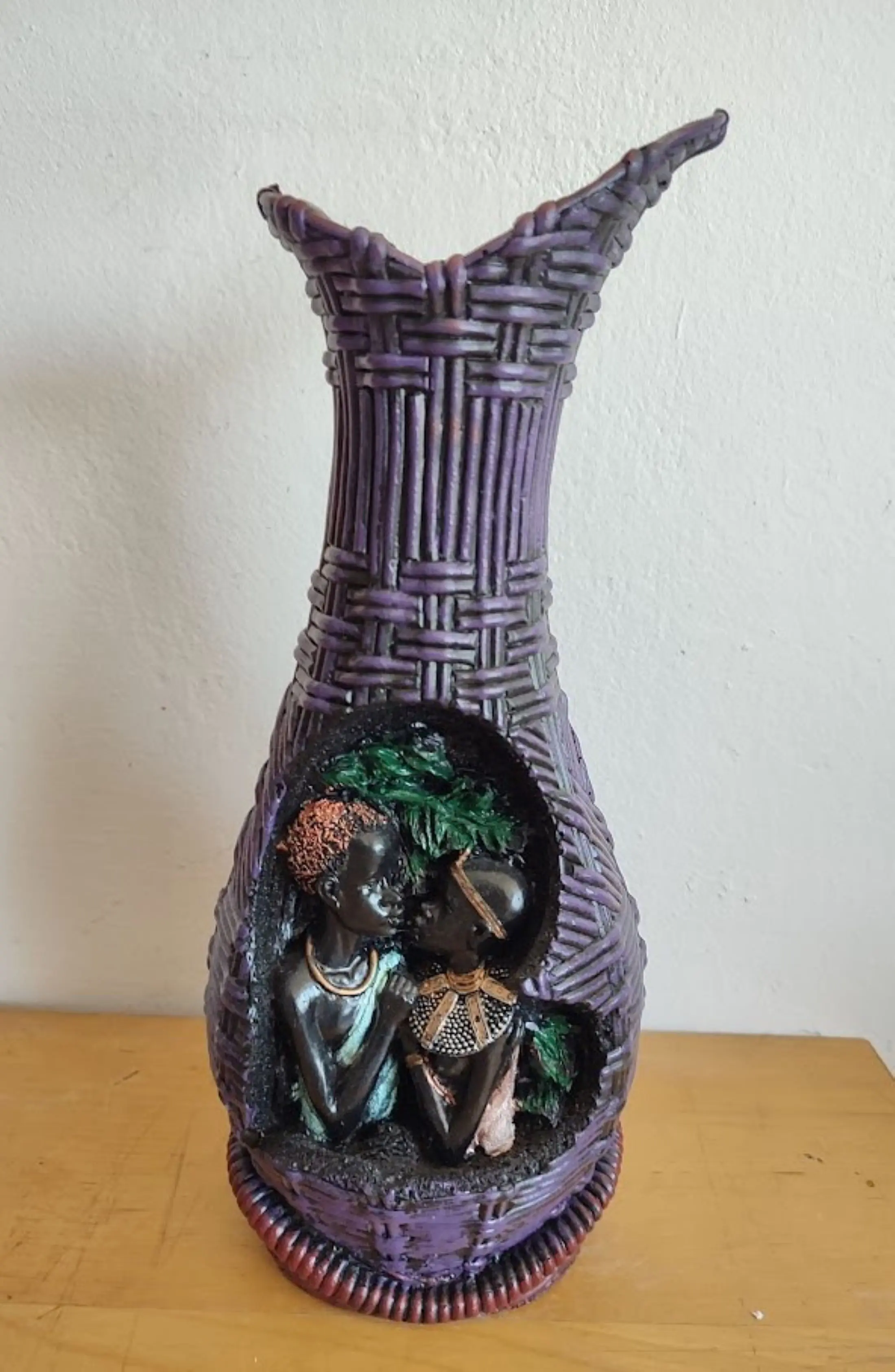 Kunststoff vase Afrika 1.jpg