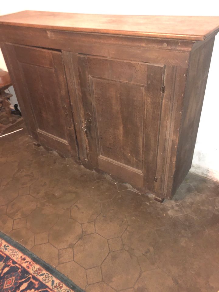 schrank 3.jpg
