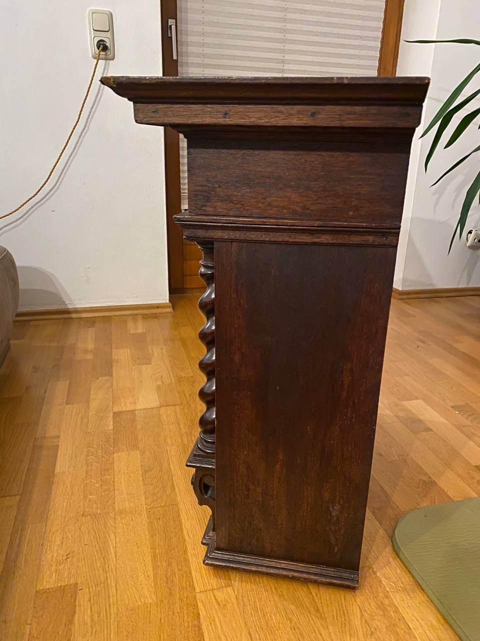 Schrank7.jpg