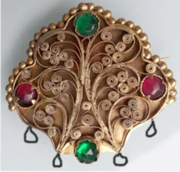 Brosche 2 v.png