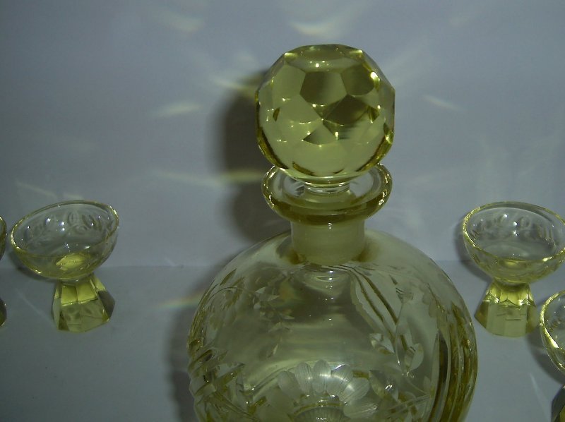 Citrin Karaffe 4.jpg