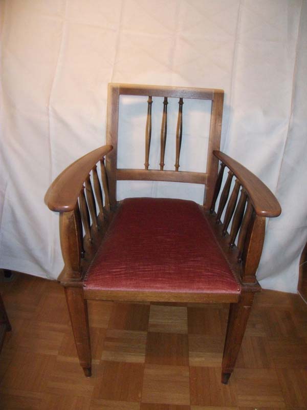 2. Stuhl
