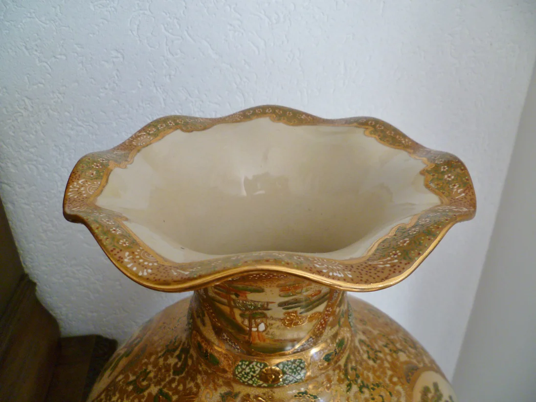 Vase ca 48cm hoch 35cm breit Foto 5.JPG