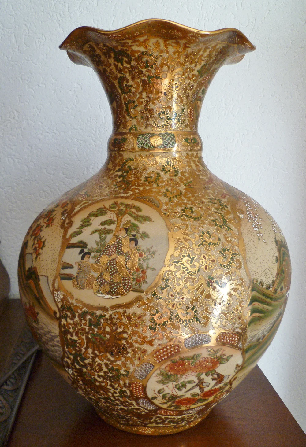 Vase ca 48cm hoch 35cm breit Foto 2.JPG