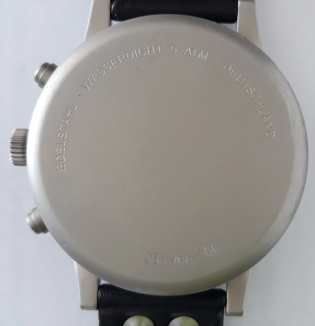Armbanduhr_Herren_Lederarmband_Laco_Deckel aussen.jpg