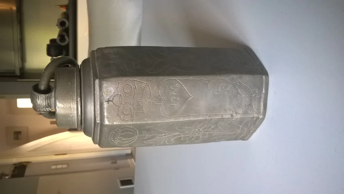 Flasche mit Schraubverschluss