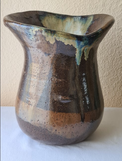 Vase 2.jpg