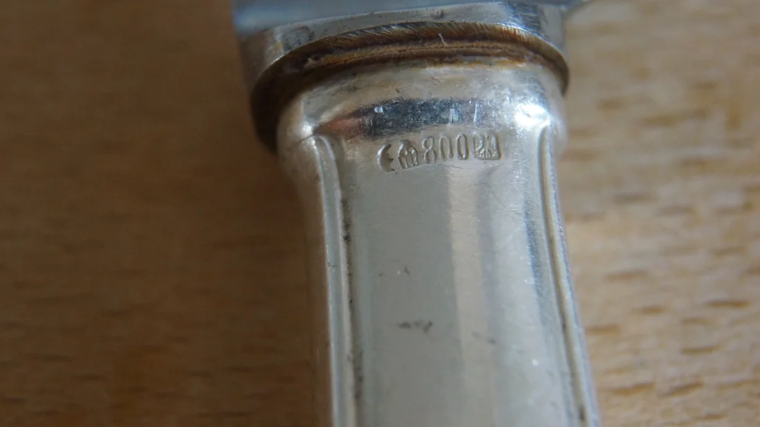 Punze Vorspeisenmesser