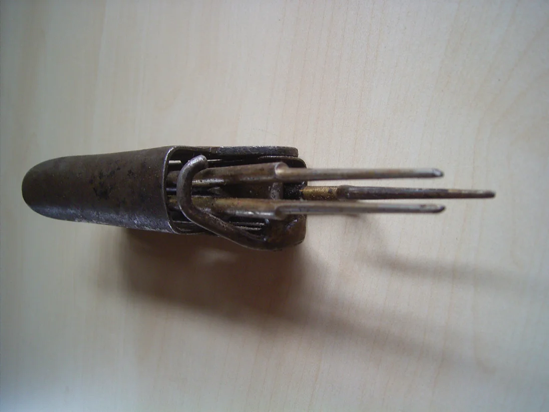 Kopie  Unbekanntes Gerät-.jpg