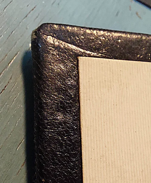 Bibel Rand innen.jpg