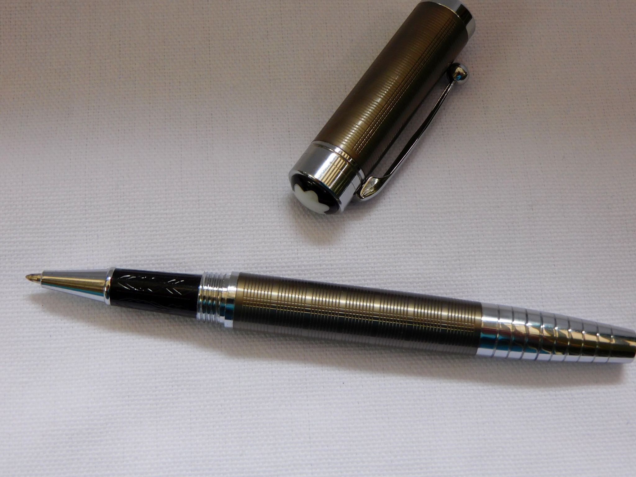 Montblanc_rollerball_01.jpg