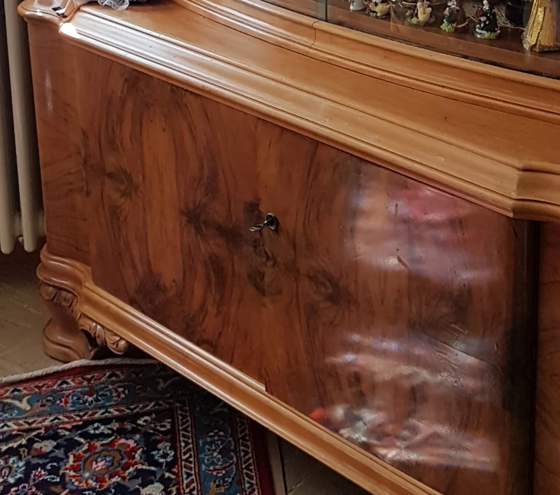 Vitrine Türen