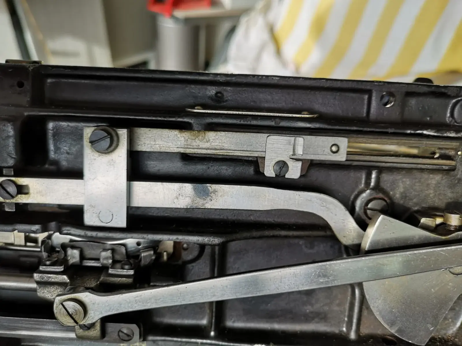 Nähmaschine 6.webp