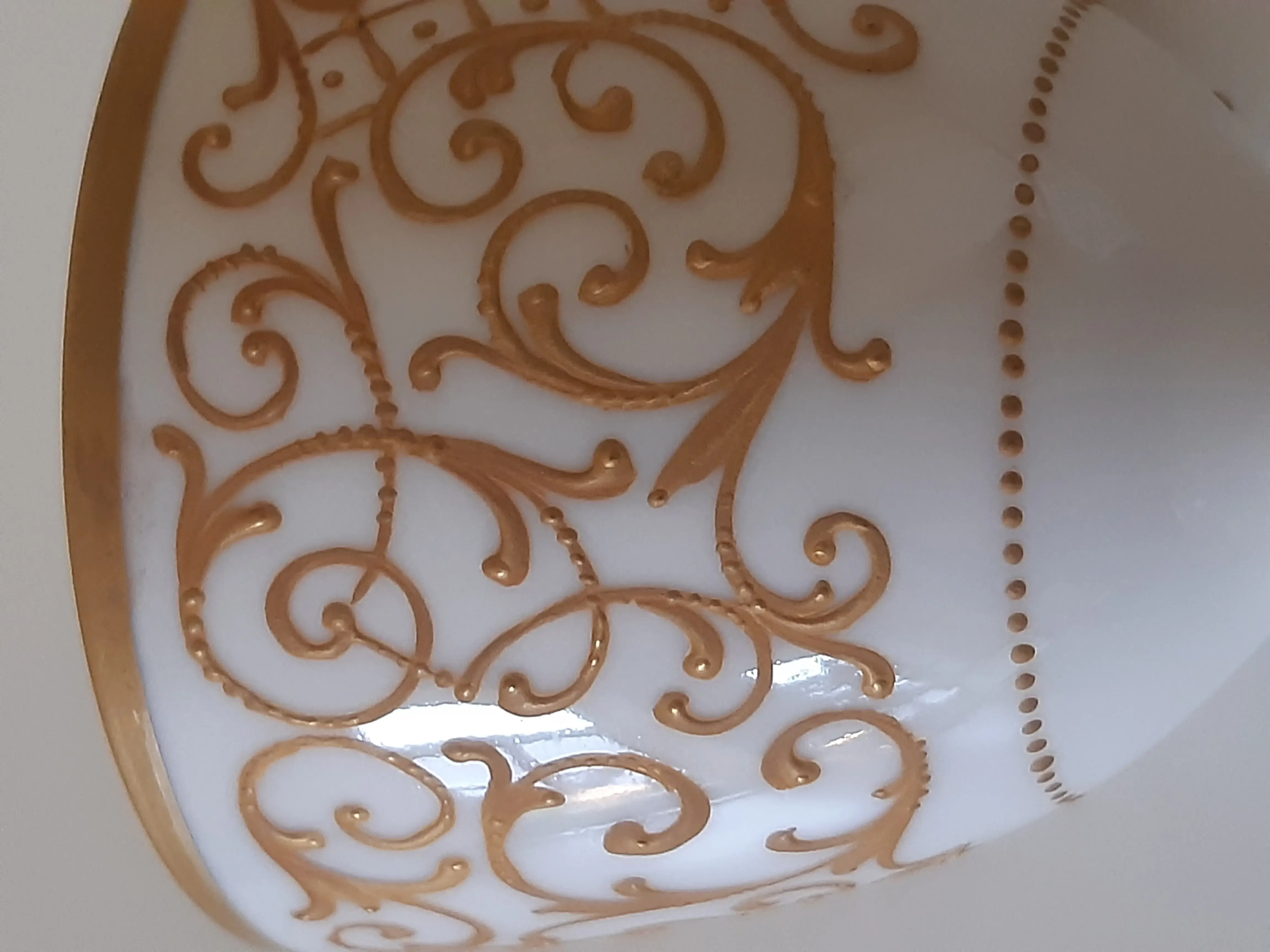 Erbstücke - Geschirr - Mokkatasse, ggf. Sèvres 1771, 03.webp