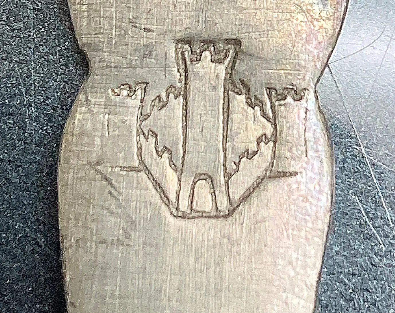 Löffel mit Wappen-05.webp