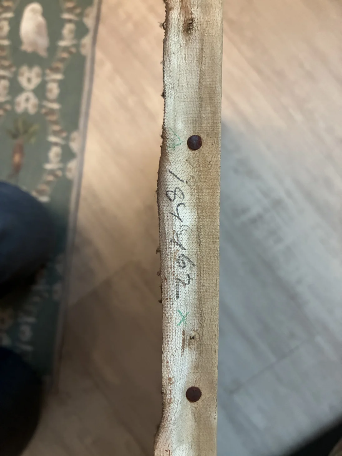 Seitliche Beschriftung