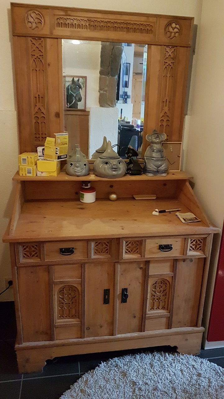 Schrank 1.jpg
