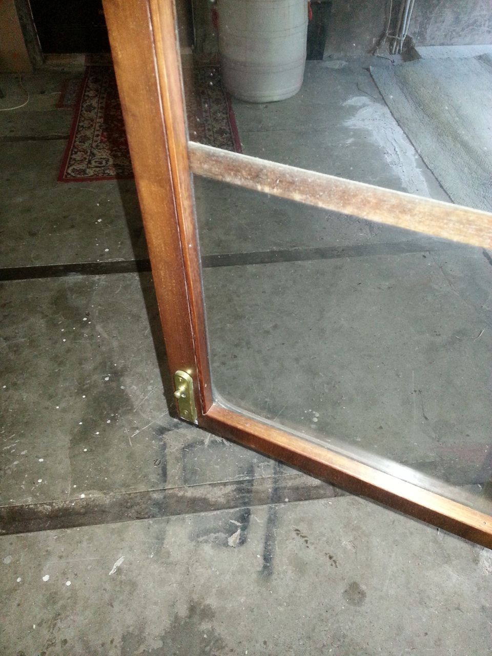 Schrank Fenstertür.jpg