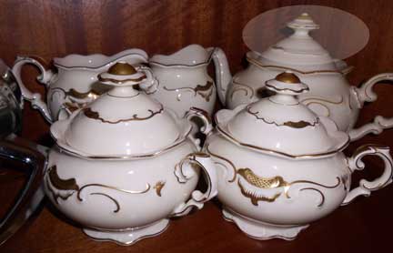 Zuckerdosen und Teekanne