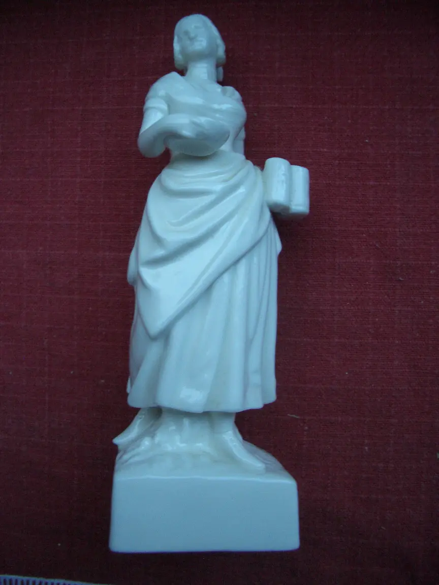 Höhe: ca. 15,5 cm