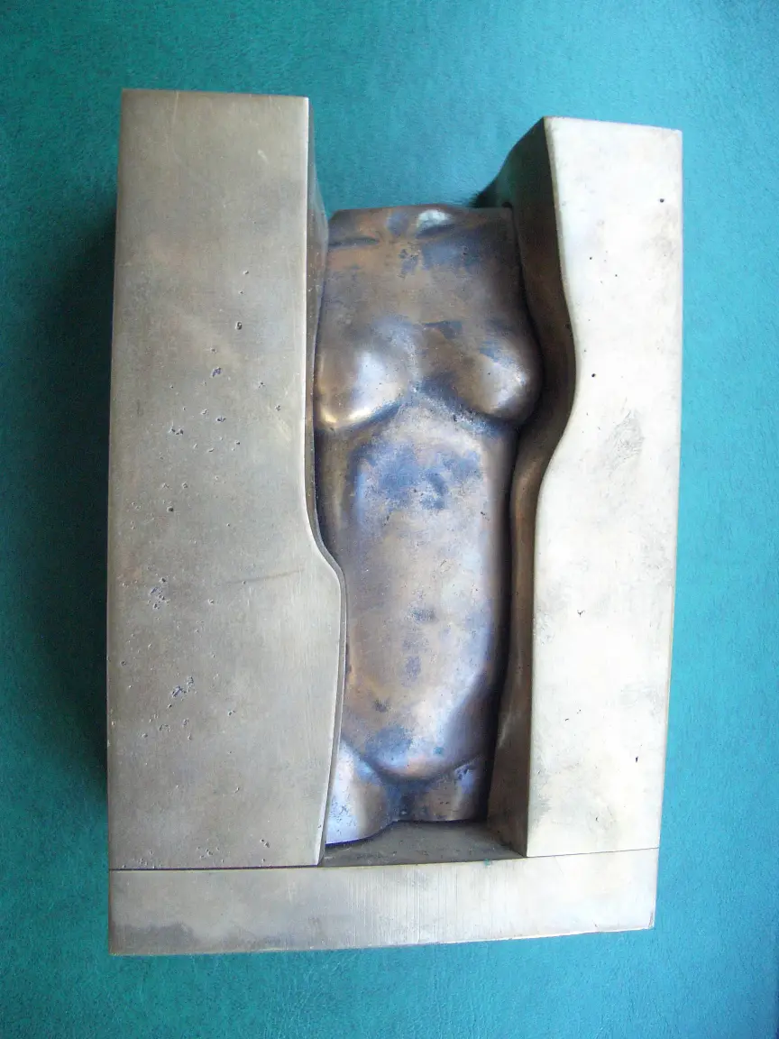 nb 012.JPG