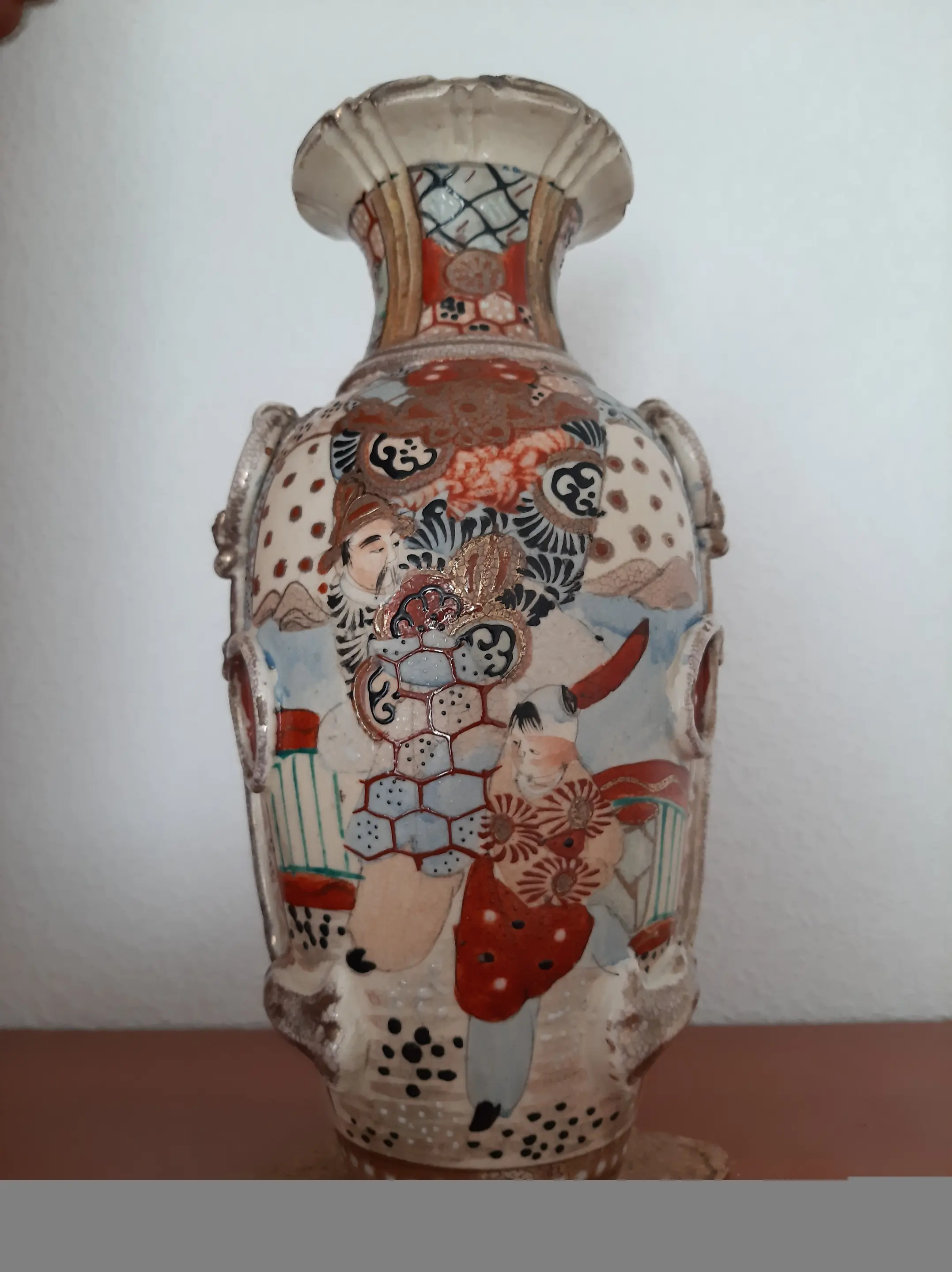 Vase1 03.jpg