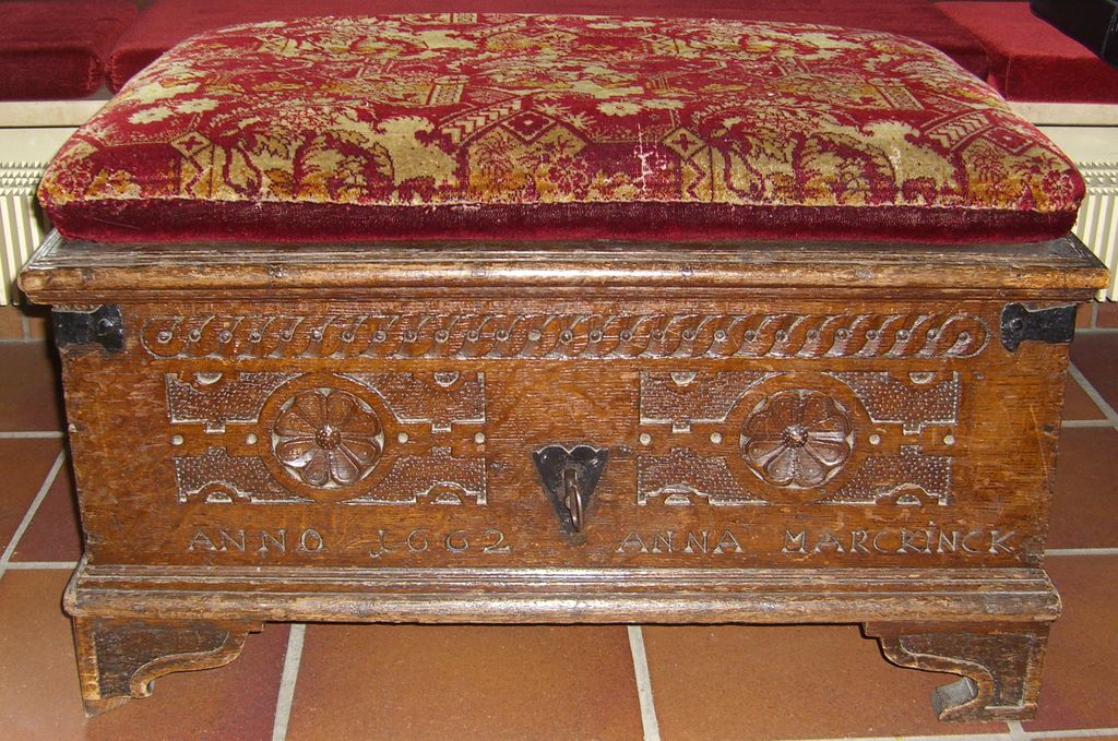 Artikel50_Truhe_2front.jpg