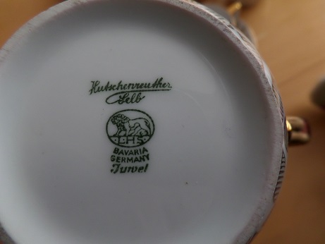 Urli Gold Porzellan Hutschenreuther.jpg