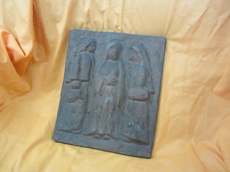 1. Relief (25cm x21cm / 6Kg):