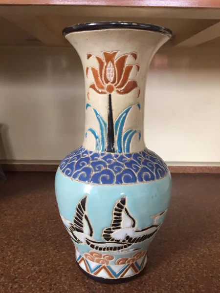 vase front 1.jpeg