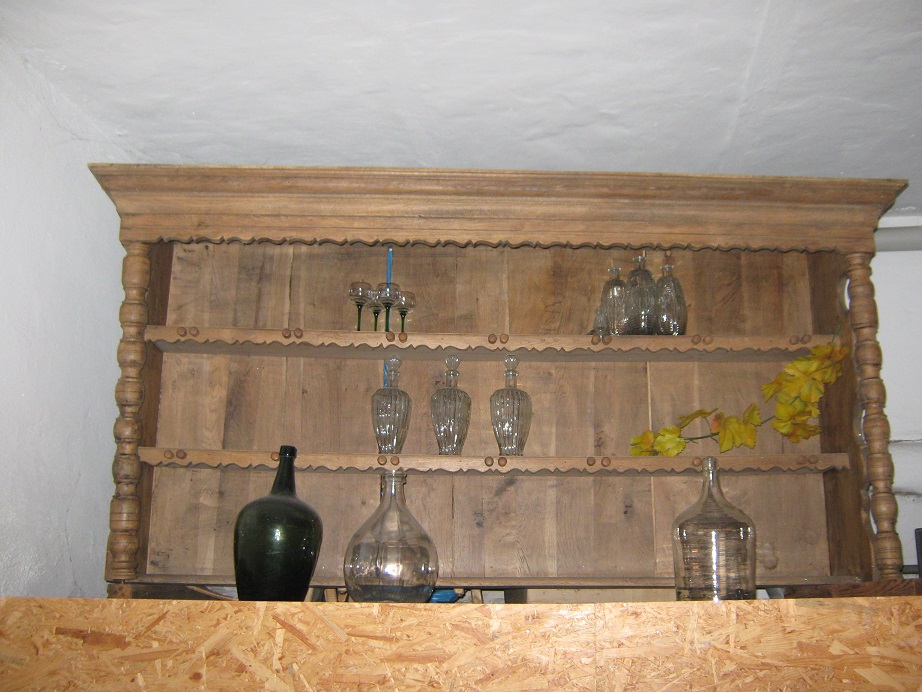 Mein Oberschrank 1.JPG