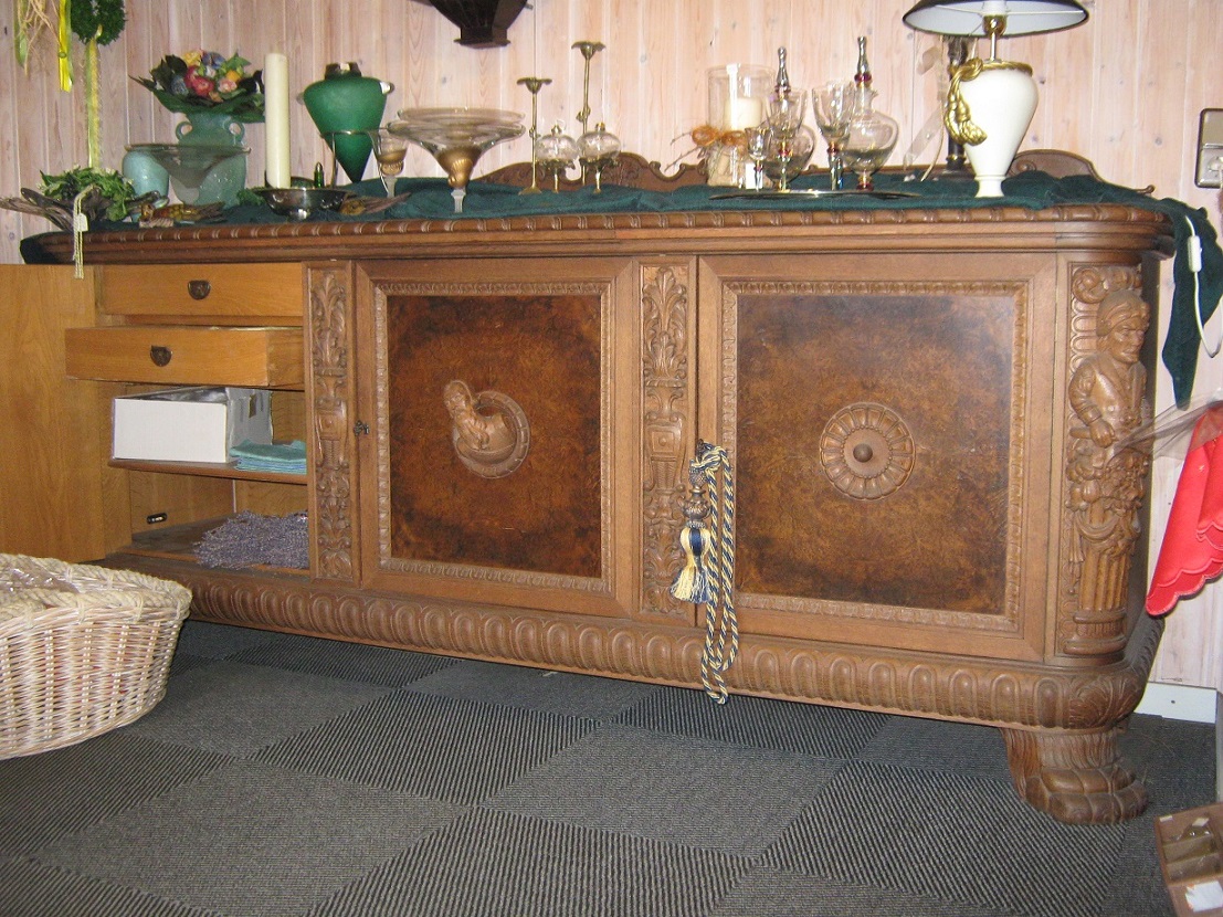 Anrichte003.JPG