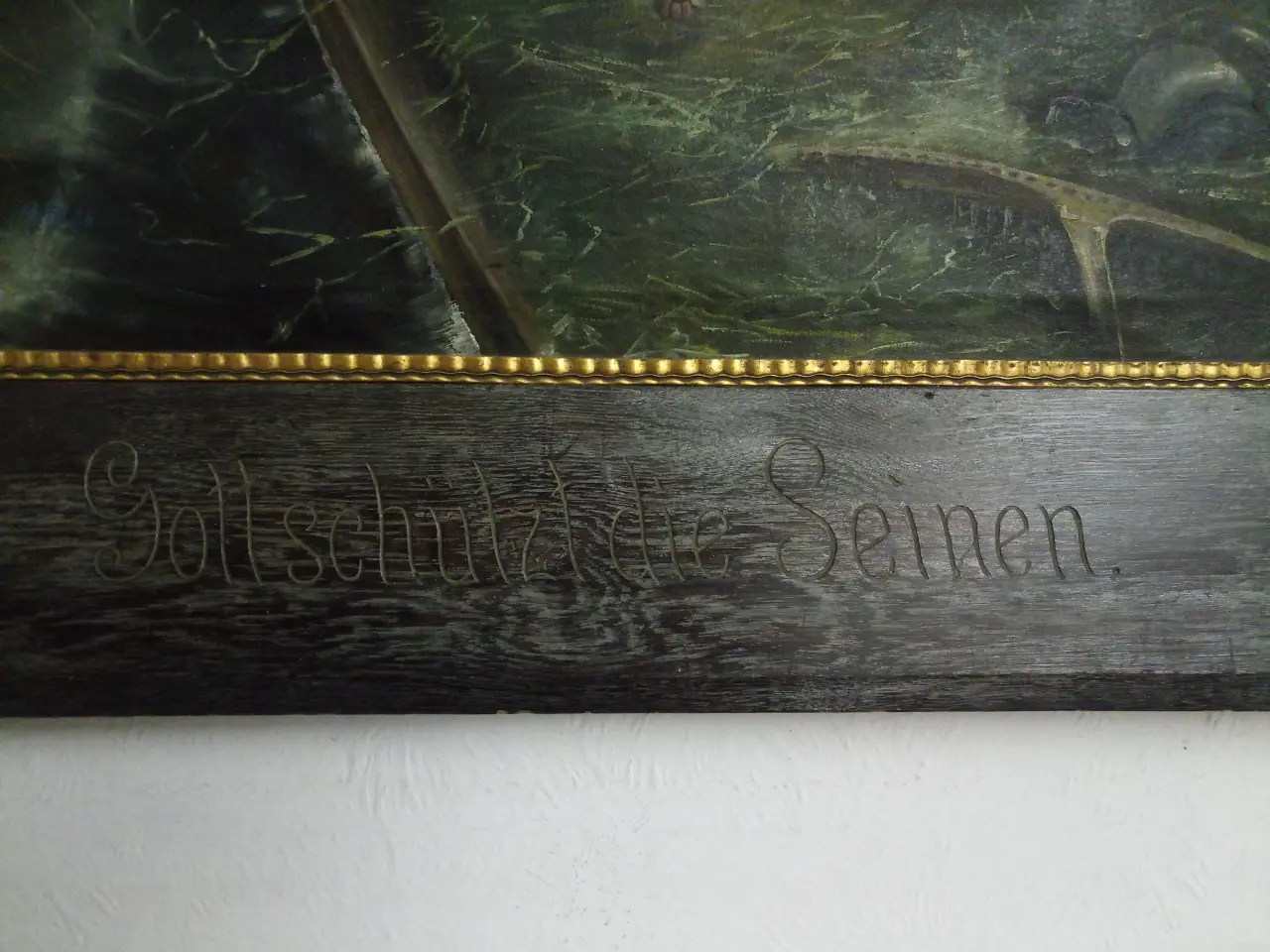 ...unten im Bildrahmen