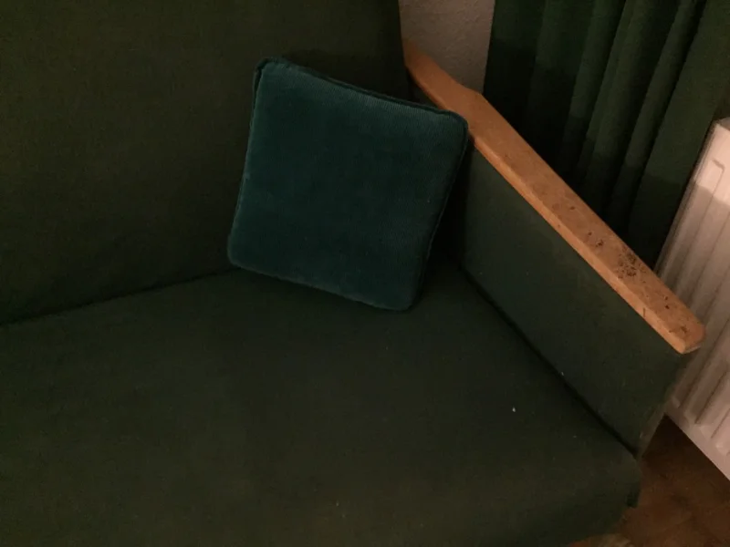 sofa-2.jpg