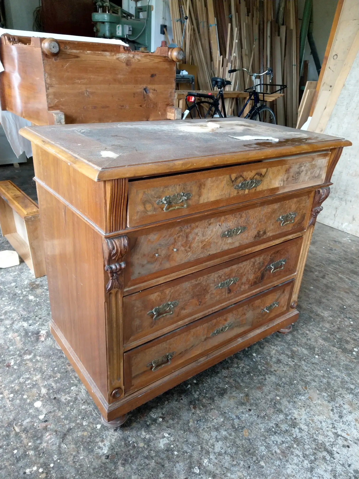 Das mit der Platte war nicht ich, übrigens