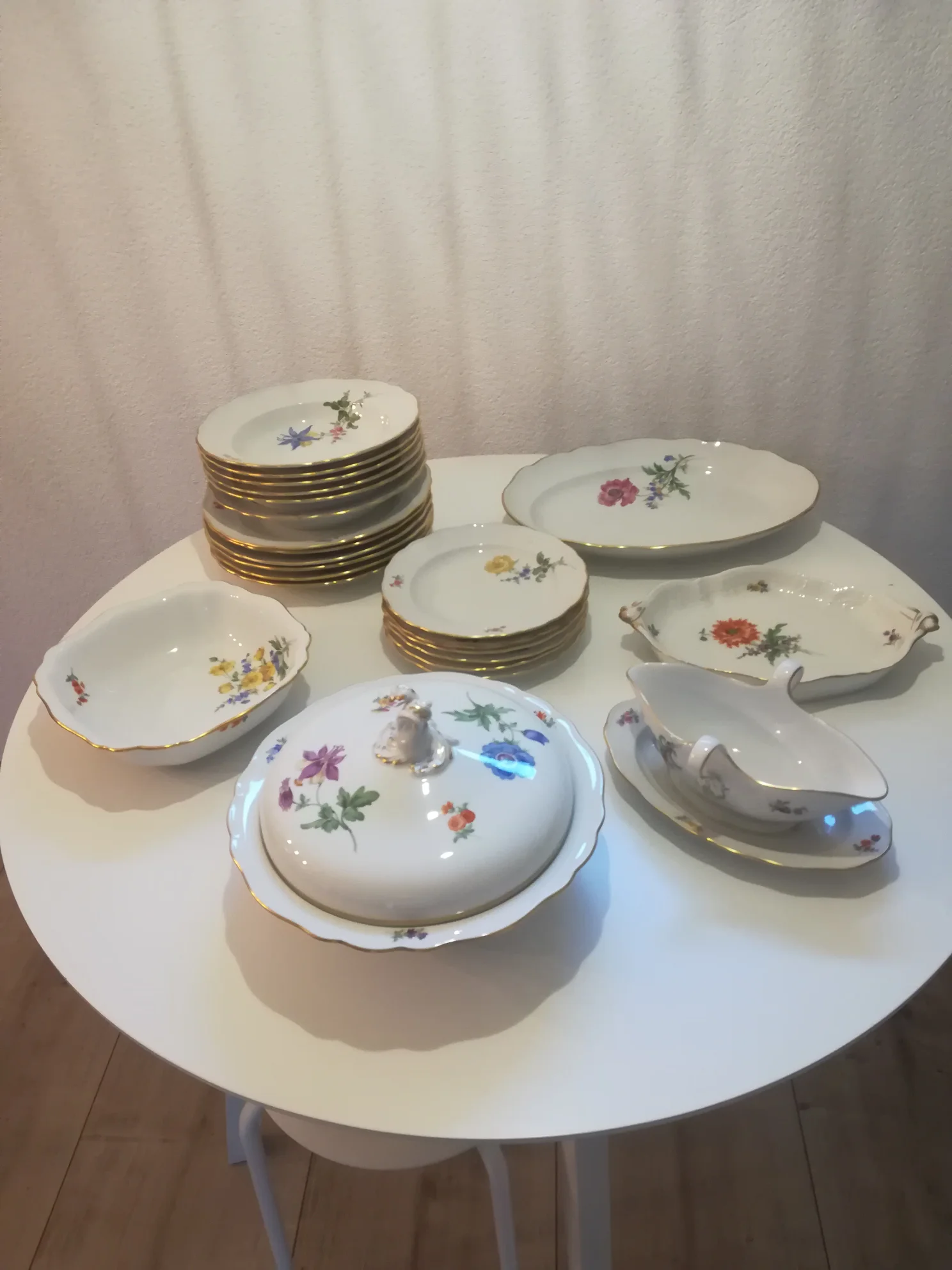 Speiseservice &quot;bunte Blume&quot;