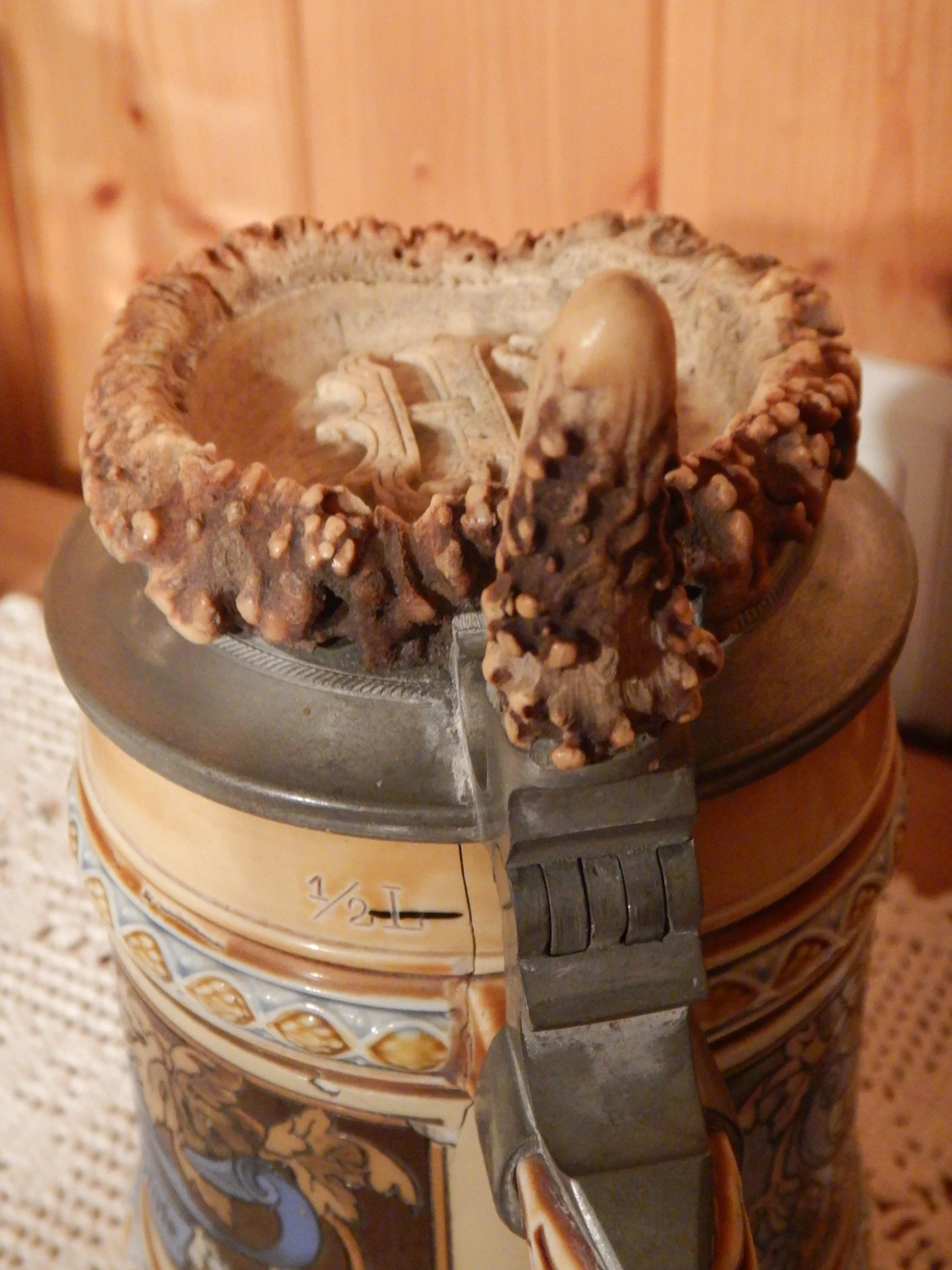 Krug Mettlach Geweih...9...3....jpg