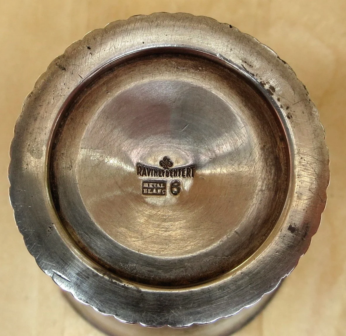 Ravinet d'enfert metal blanc 6.jpg