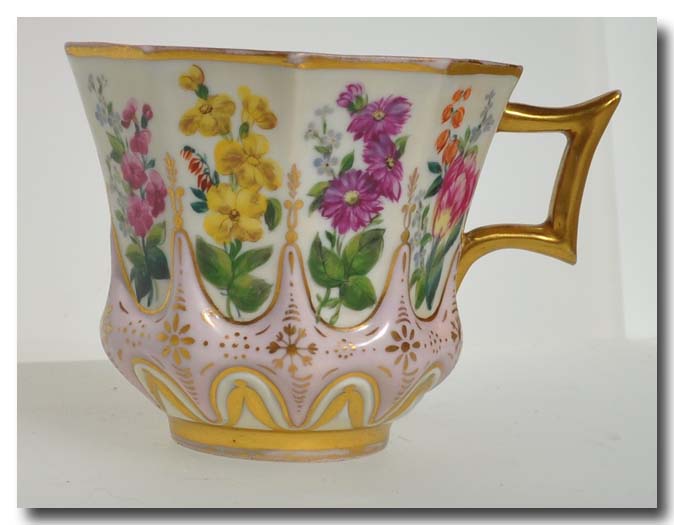 P021_Tasse_blumen_18jdht_777.jpg