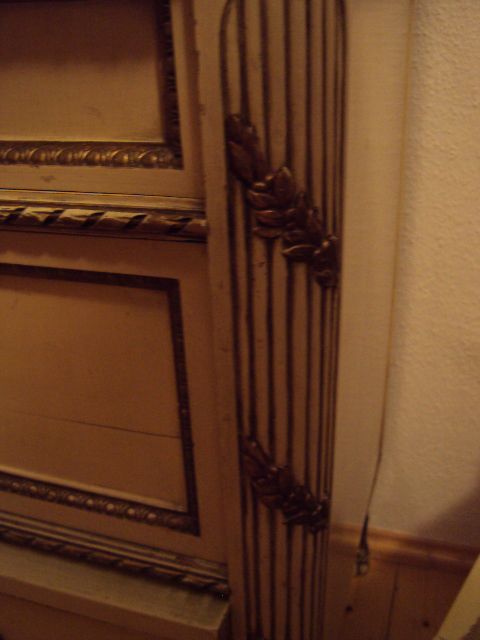 ornamente kommode.jpg