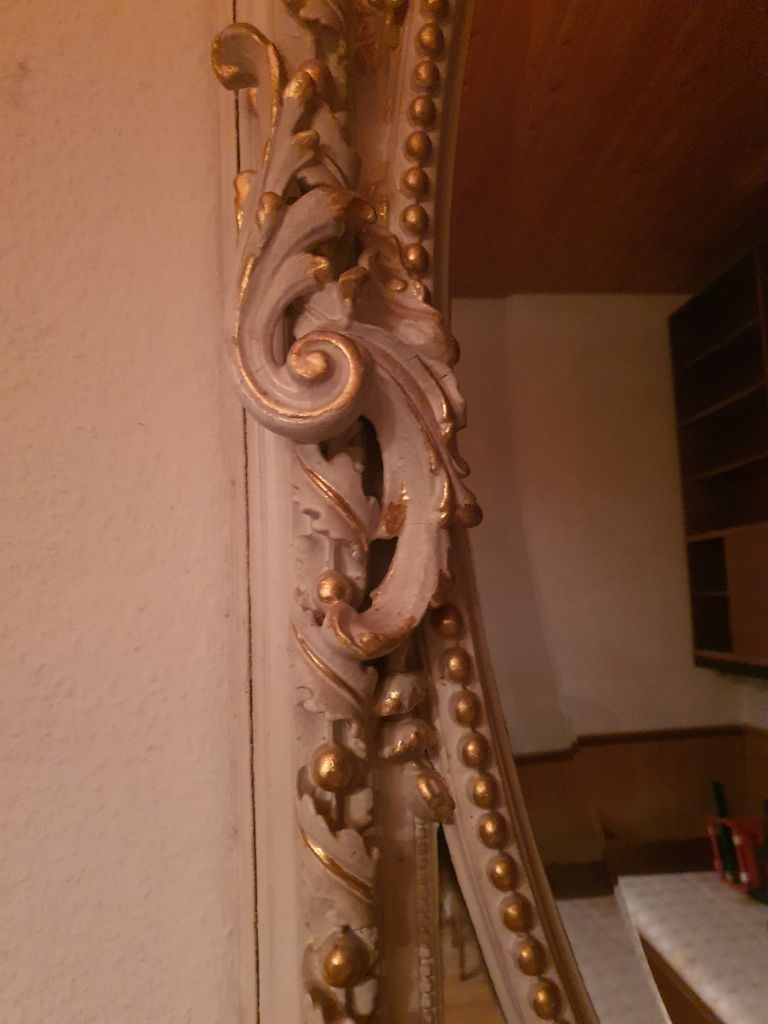 Spiegel linke Seite.jpg