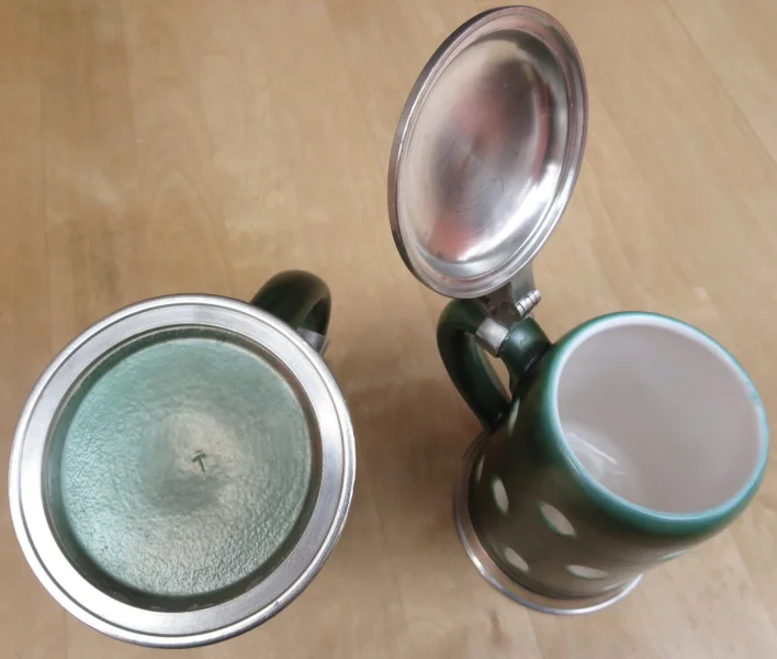 2-Bierkruege_mit_Zinndeckel4.jpg