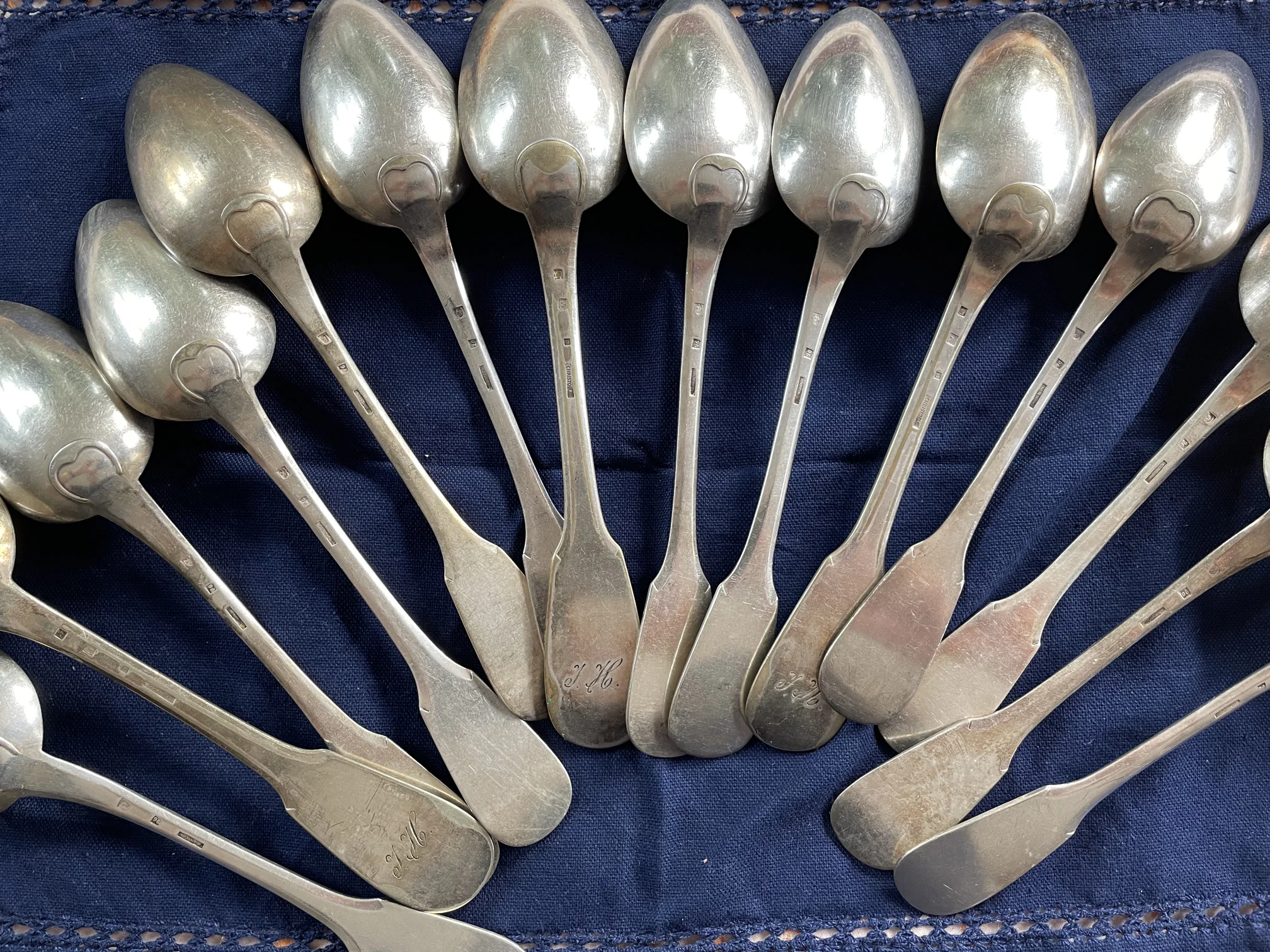 14 Große Löffel_Punze.jpg