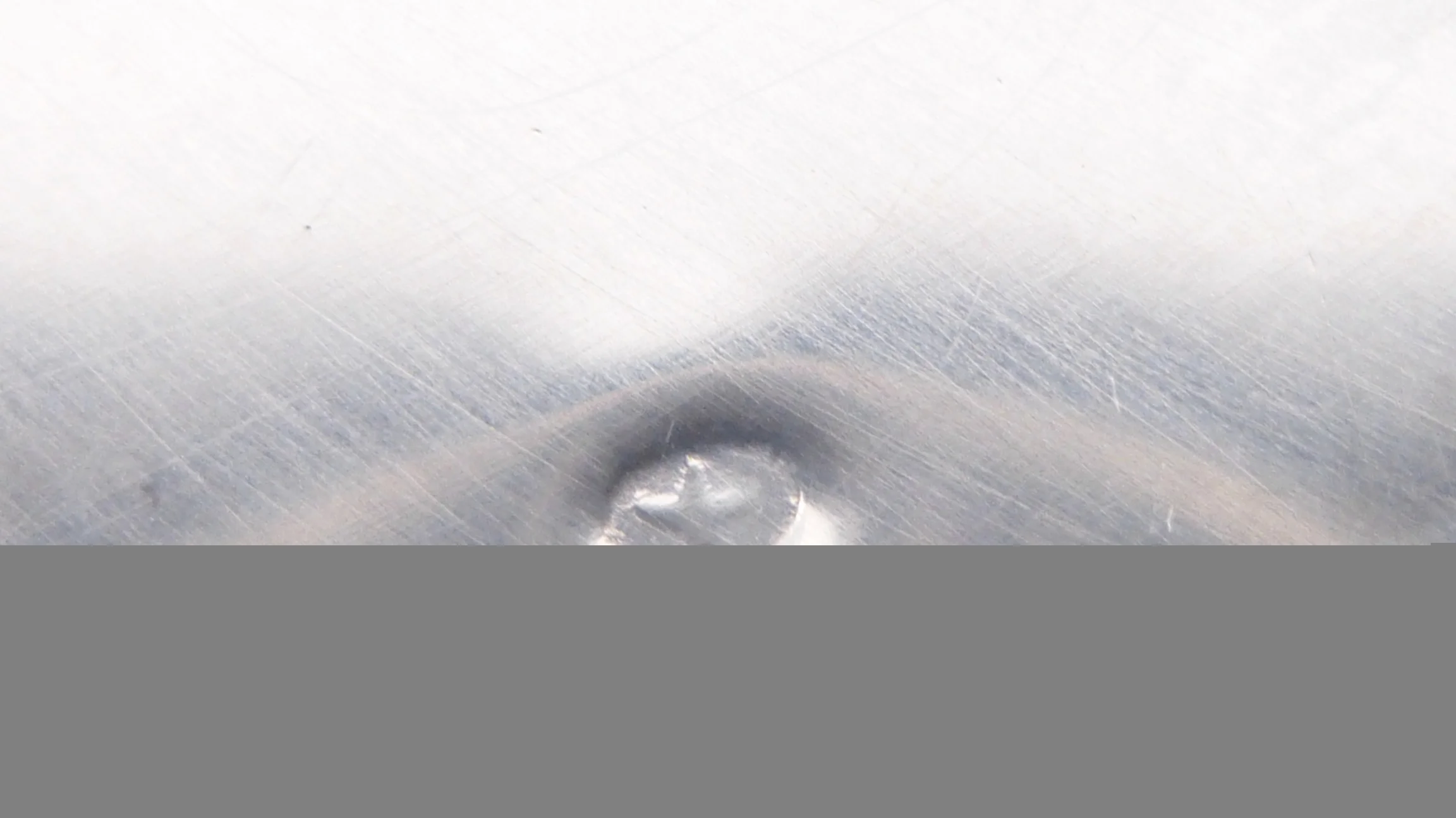 Pentagrammpunze unter dem Boden der Kaffeetasse