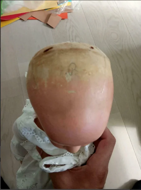 Vielleicht bringt das "B" einen Hinweis?