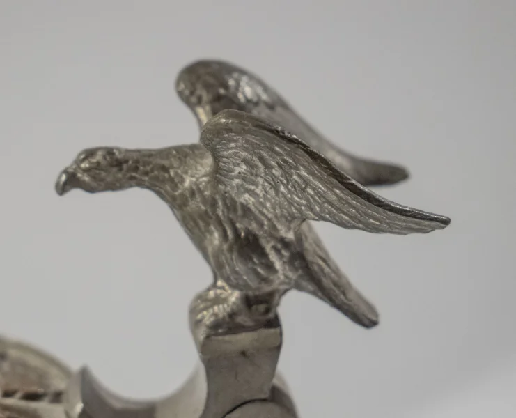 2021-11-03 Alter Humpen mit Zinndeckel001.jpg